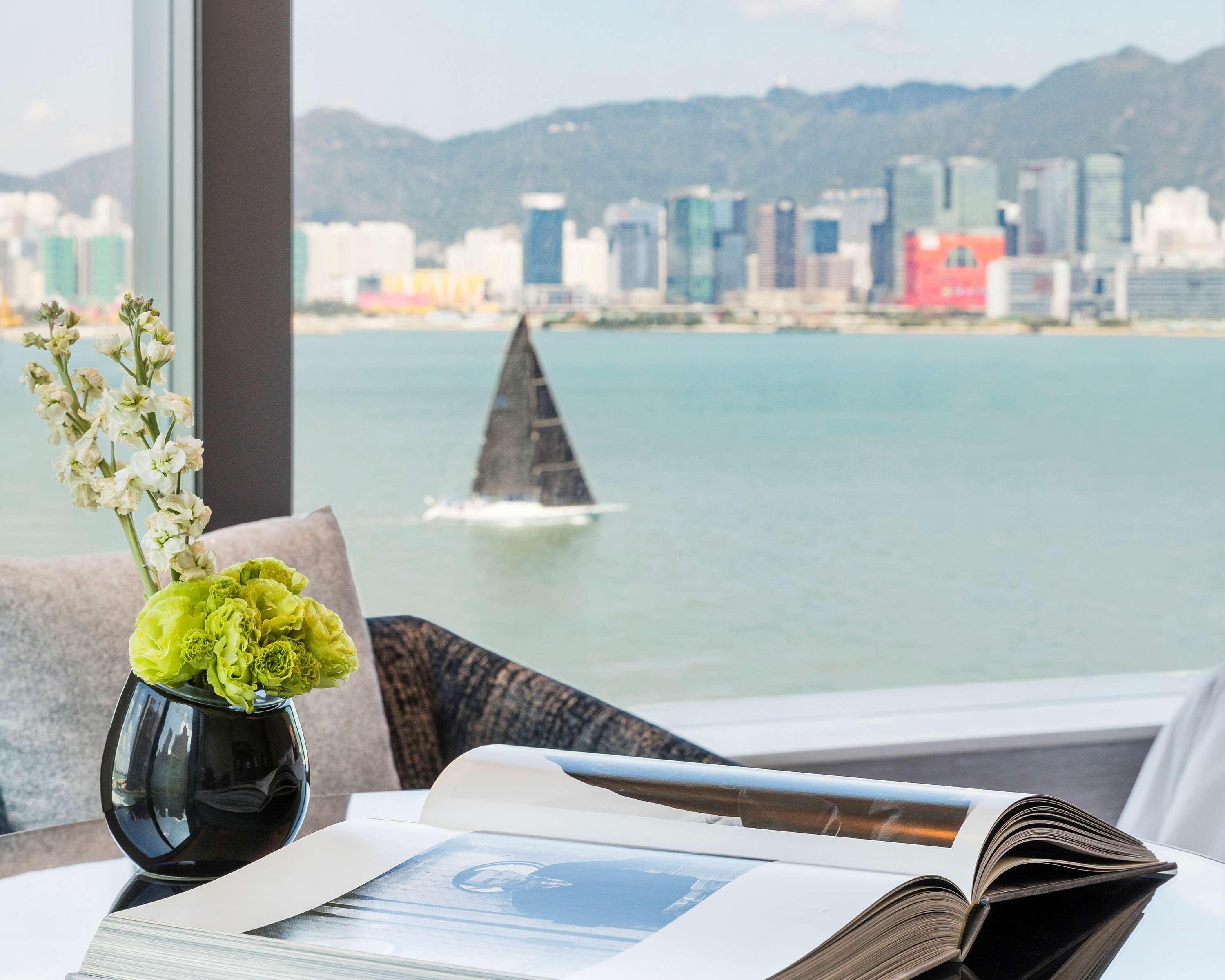 Hotel Hyatt Centric Victoria Harbour Hongkong Exteriér fotografie