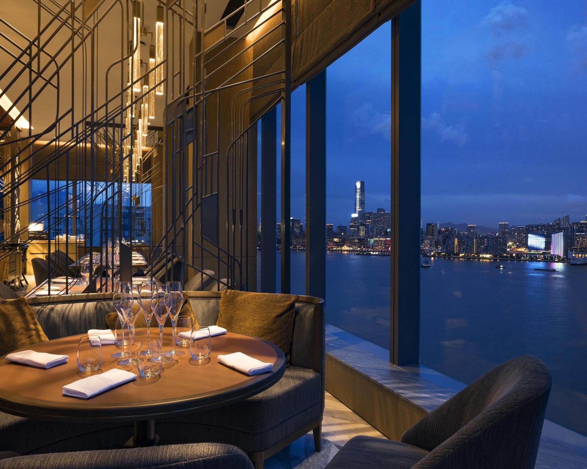 Hotel Hyatt Centric Victoria Harbour Hongkong Exteriér fotografie